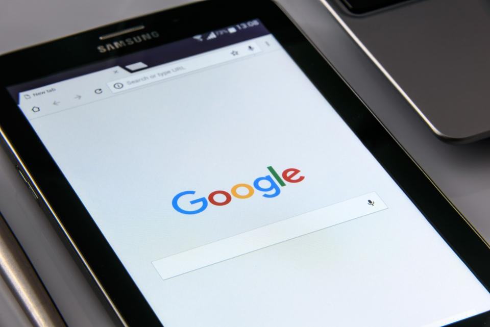 Fiche d'établissement Google : créer, optimiser, gérer les avis